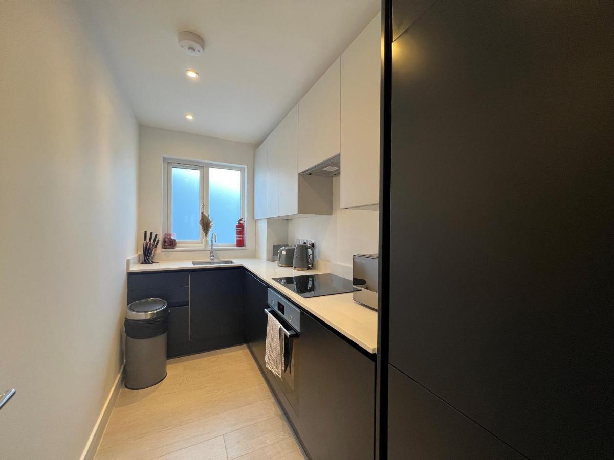 Star London Station Road 3-Bed Haven Apartment Ngoại thất bức ảnh